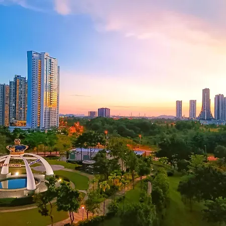 Medini Luxury Suite, 3Min To Legoland,3Br Netflix Nusajaya  Bagian luar foto