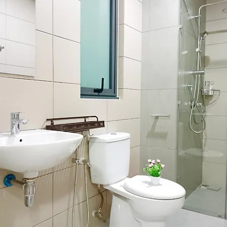 Medini Luxury Suite, 3Min To Legoland,3Br Netflix Nusajaya  Bagian luar foto