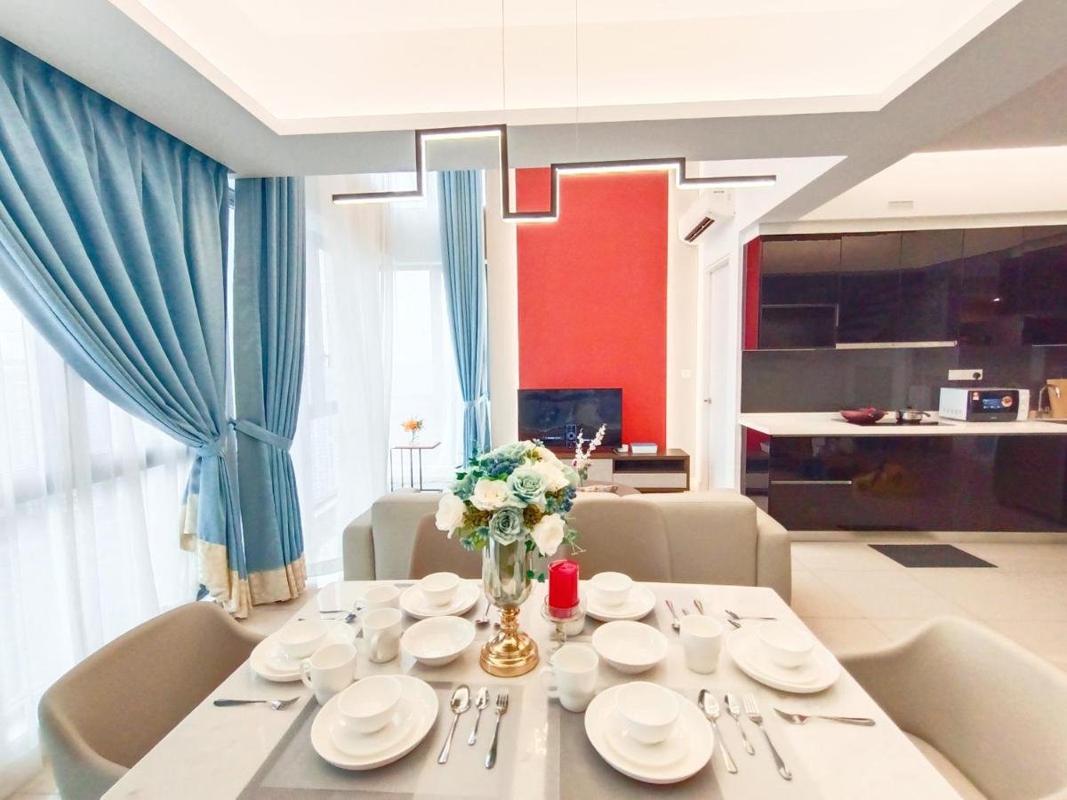 Medini Luxury Suite, 3min To Legoland,3br Netflix *