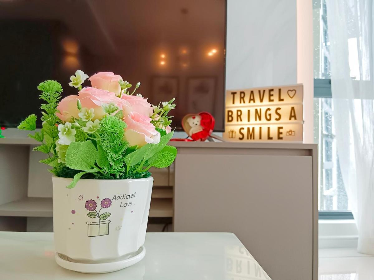 Apartment Medini Luxury Suite, 3min To Legoland,3br Netflix *