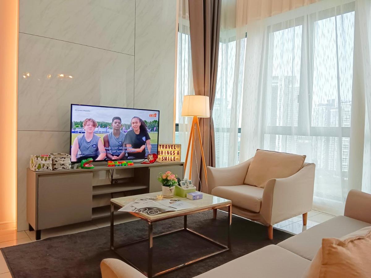 Medini Luxury Suite, 3min To Legoland,3br Netflix