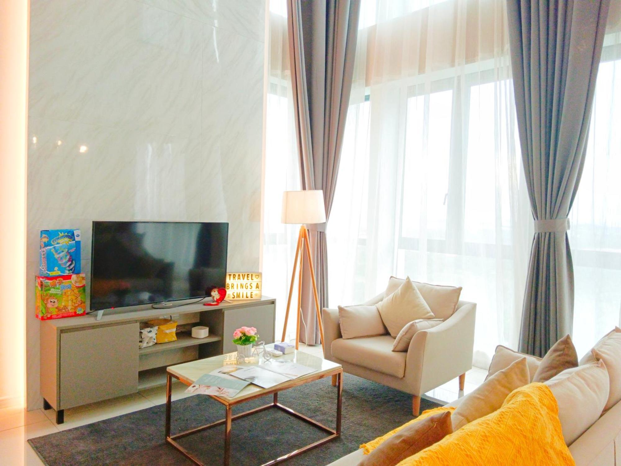Medini Luxury Suite, 3min To Legoland,3br Netflix *